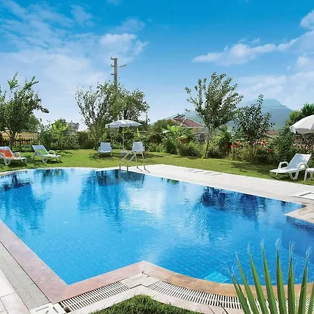 Sleeps 6 Air Con Wifi Villa *